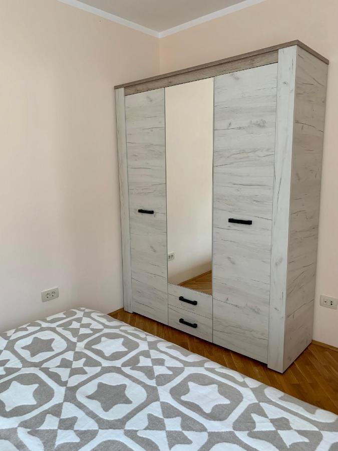 Lastochka.Mne Apartments Baošići Exterior foto